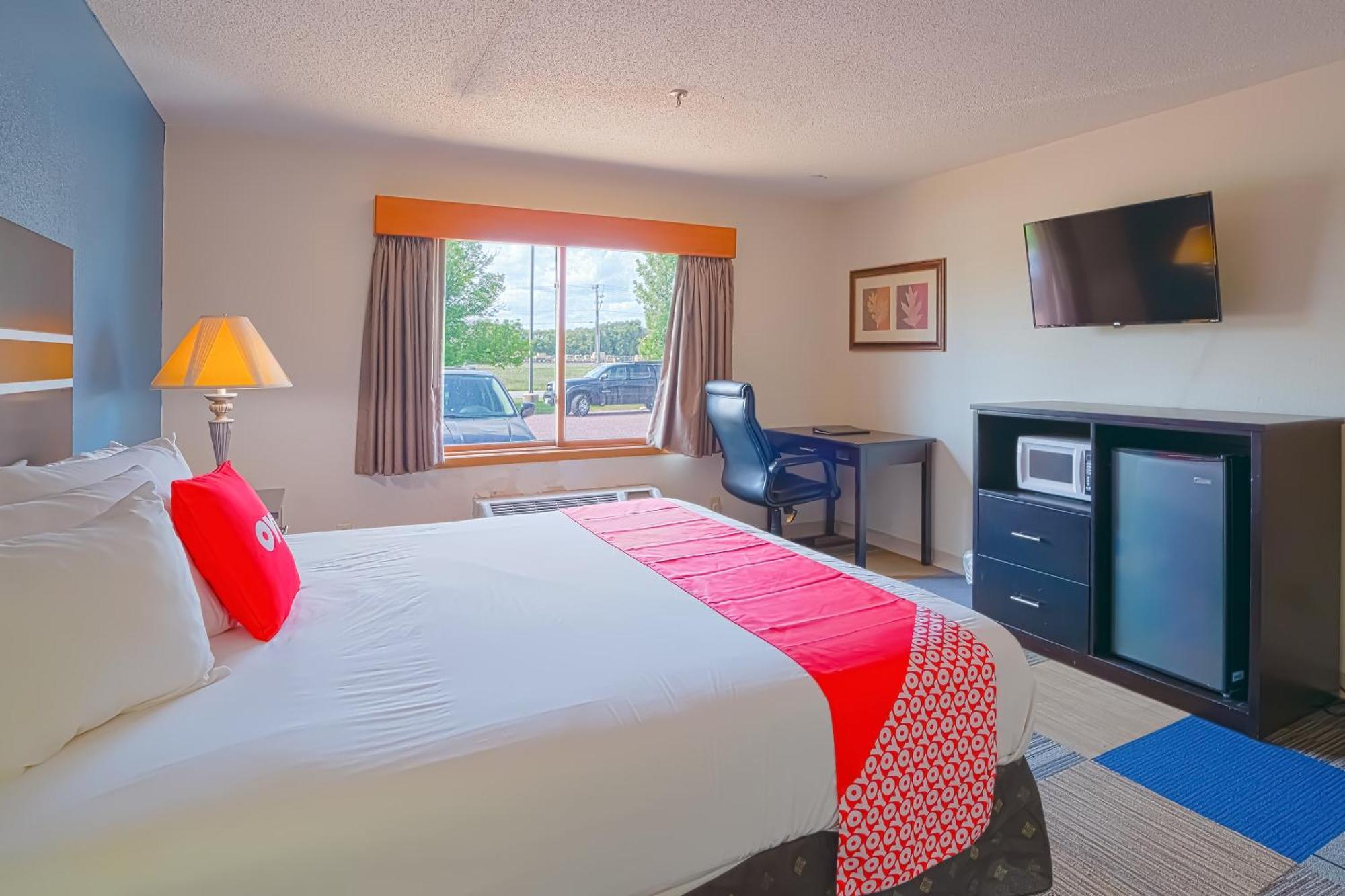 Oyo Hotel Redwood Falls Near Jackpot Casino Bagian luar foto