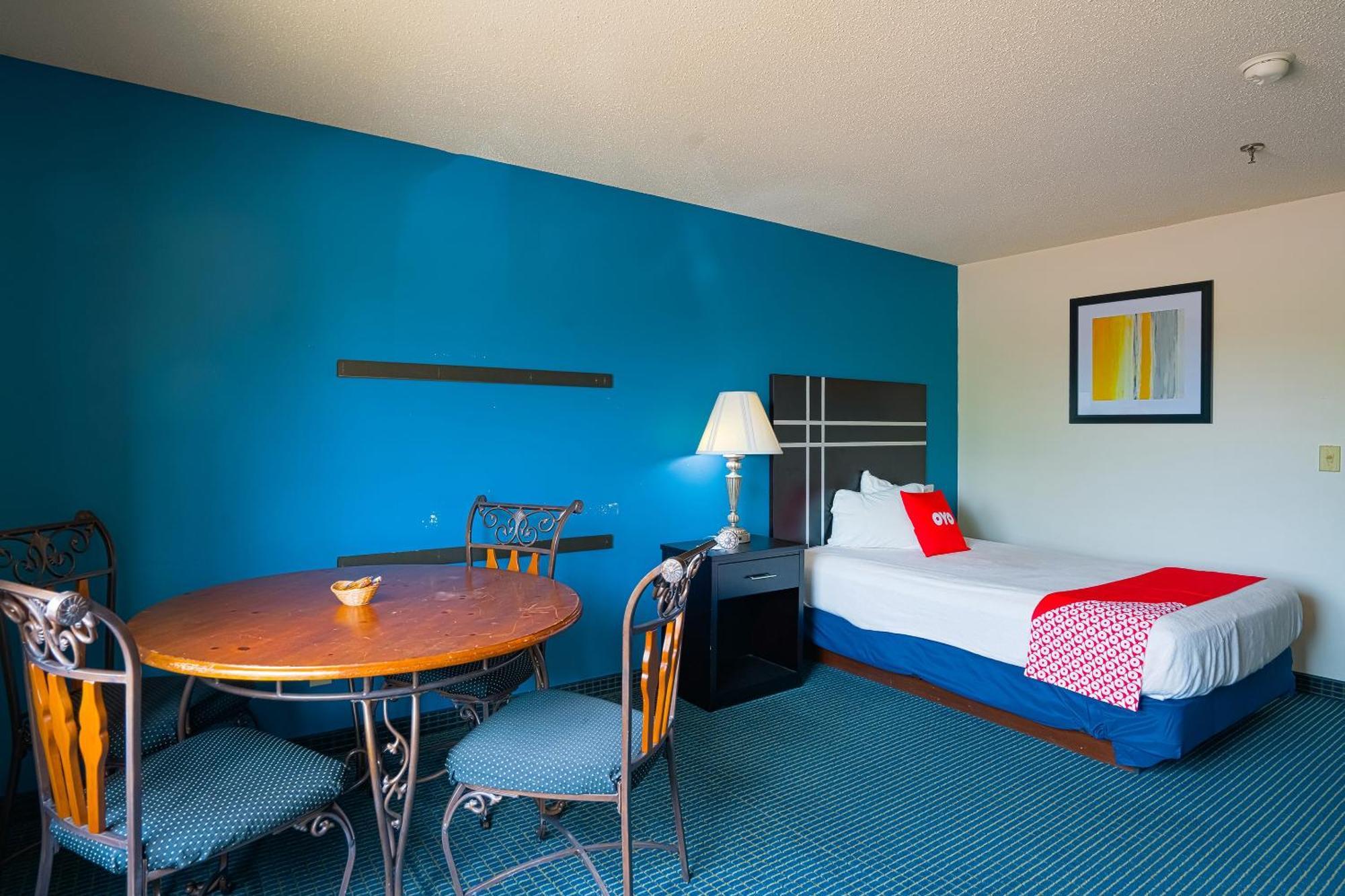 Oyo Hotel Redwood Falls Near Jackpot Casino Bagian luar foto